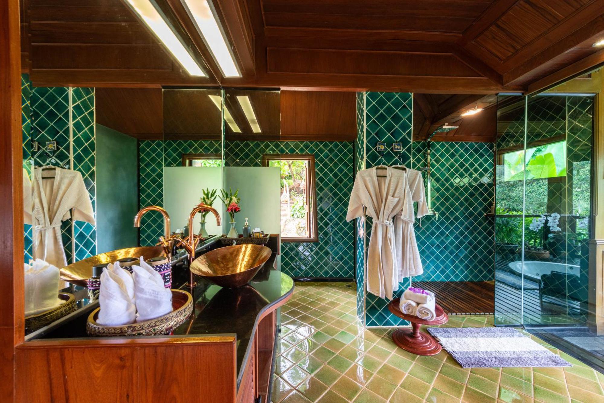 Kanlaya's Eyrie, Luxury Homestay Pang Mapha Extérieur photo