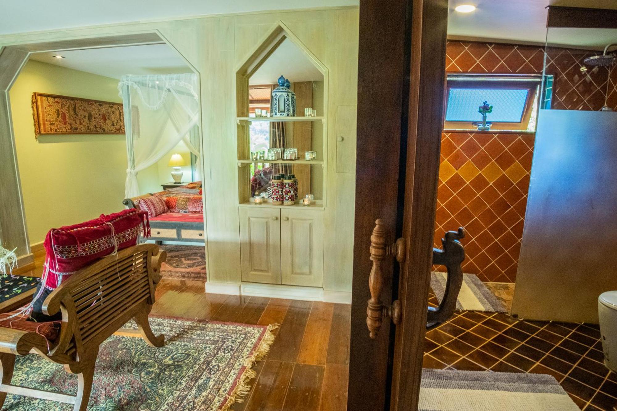 Kanlaya's Eyrie, Luxury Homestay Pang Mapha Extérieur photo