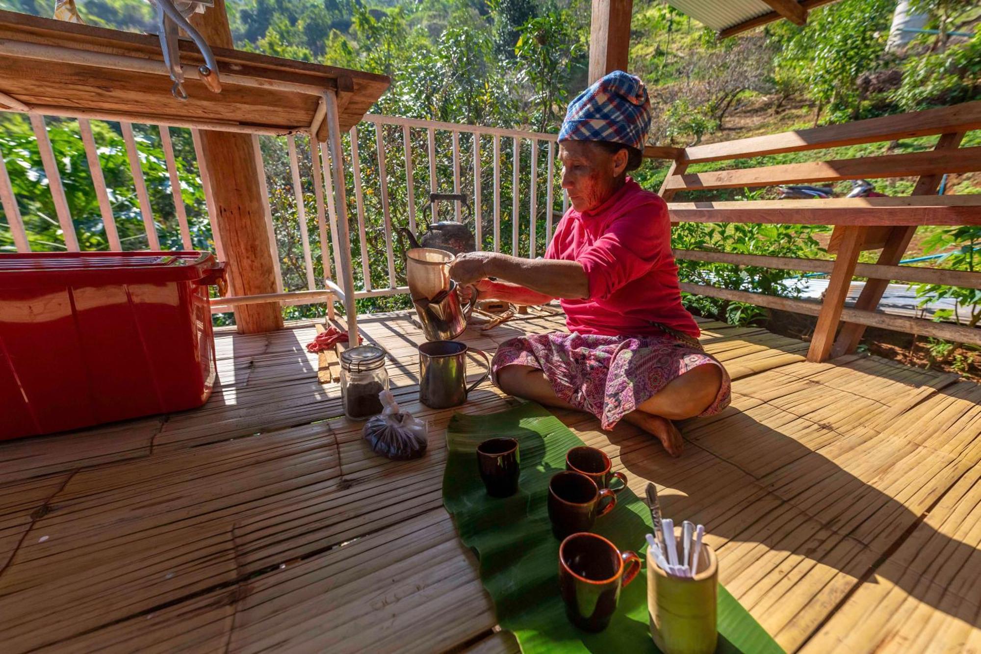 Kanlaya's Eyrie, Luxury Homestay Pang Mapha Extérieur photo